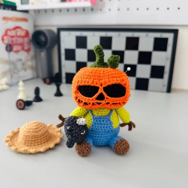 Crochet Pumpkin Scarecrow Plush – Halloween gift