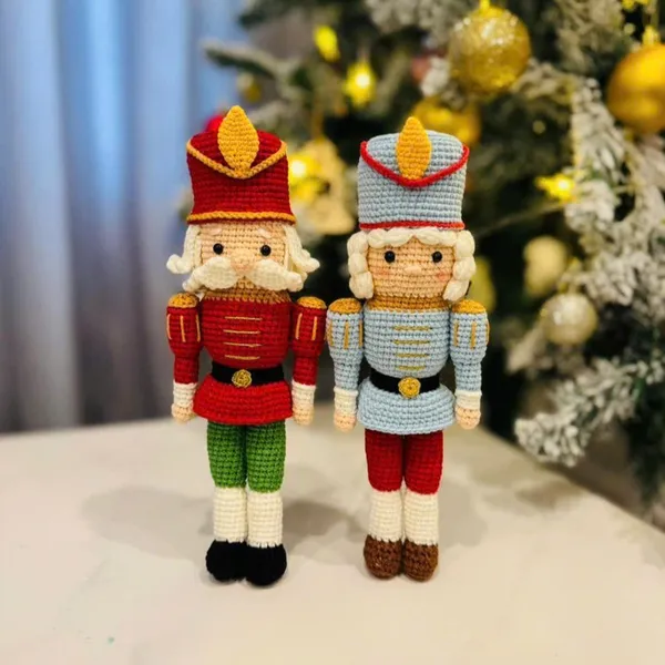 Nutcracker Couple Amigurumi Crochet Pattern PDF – toy soldier crochet