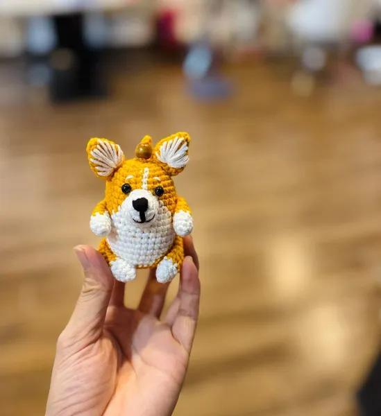 Crochet Corgi Keychain – Handmade Amigurumi Dog Bag Charm – dog bag charm