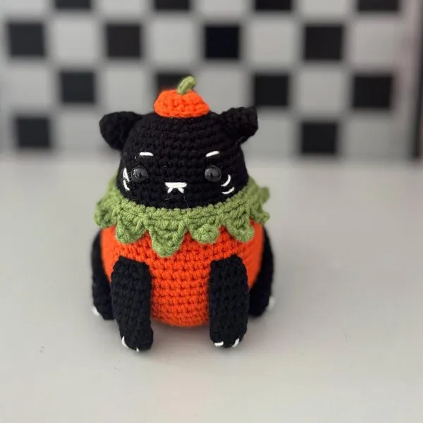 Crochet Pumpkin Kitty Plush – Handmade Halloween Cat – fall crochet decor