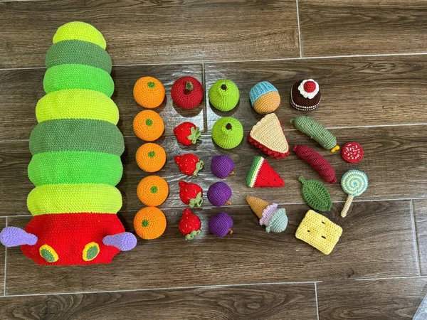 Caterpillar Crochet Pattern – Crochet for beginners – crochet pattern