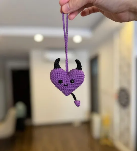 Crochet Heart Keychain – Heart keychain