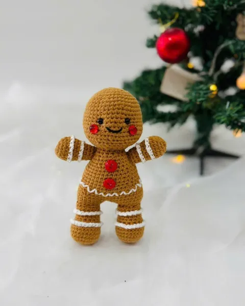 Handmade Crochet Gingerbread Man Ornament – photo 7