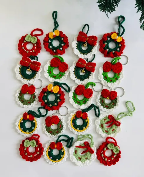 Handmade Crochet Christmas Ornament – Cotton Wreath Bauble – photo 8