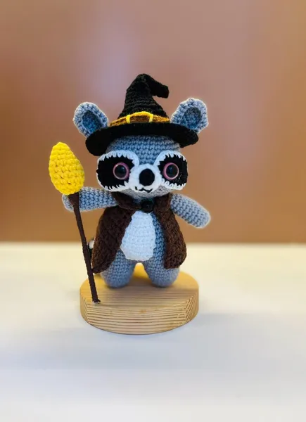 Wizard Raccoon Crochet Plush – stuffed animal