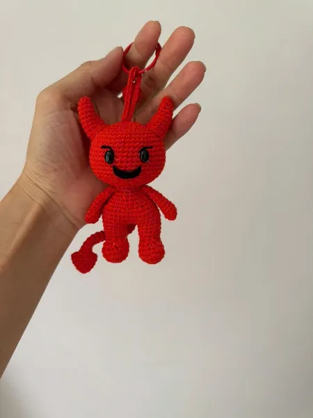 Crochet Heart Keychain – vampire crochet