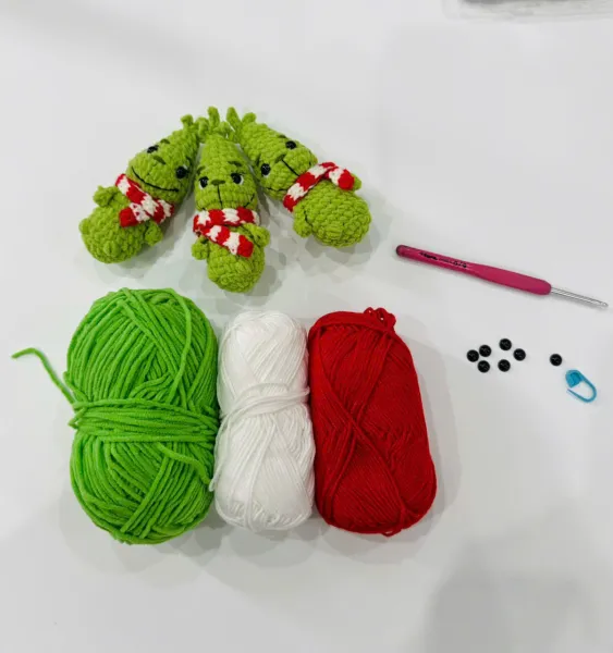 Handmade Crochet Grinch – Grinch Keychain – Amigurumi Grinch – Crochet Grinch